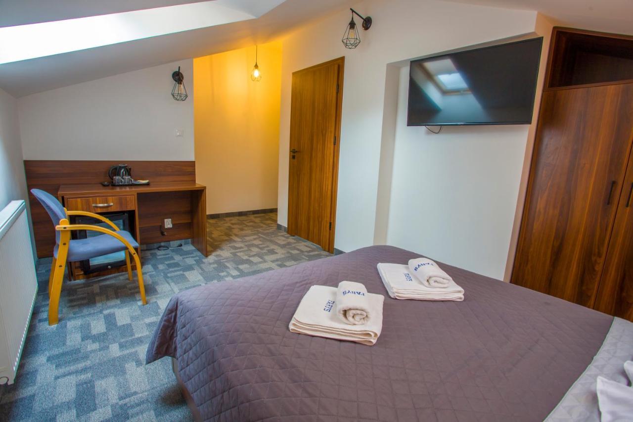 Farys - Swietna Lokalizacja, Sauna, Jacuzzi, Piekne Widoki Z Okien Krynica Zdroj Dış mekan fotoğraf