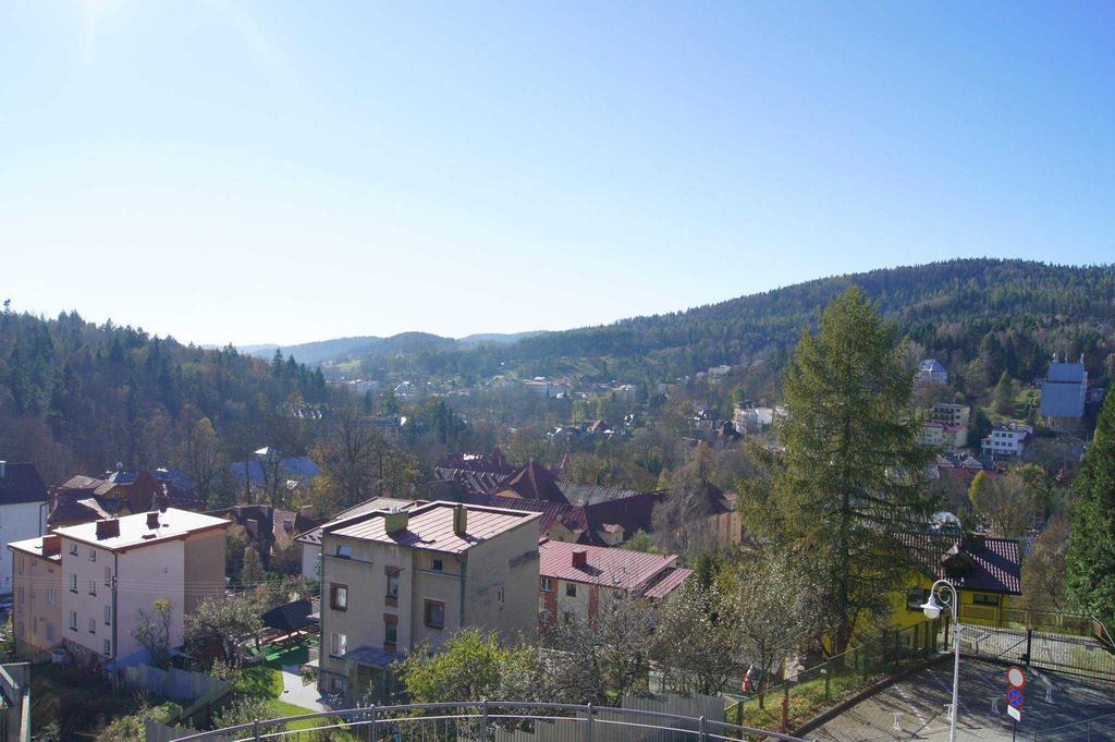 Farys - Swietna Lokalizacja, Sauna, Jacuzzi, Piekne Widoki Z Okien Krynica Zdroj Dış mekan fotoğraf